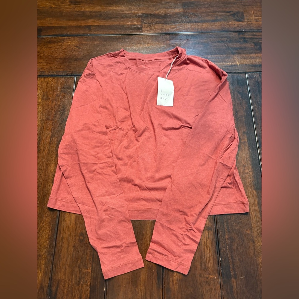 New Women's A New Day Rust Colored Crop Long-sleeve Tshirt Size M